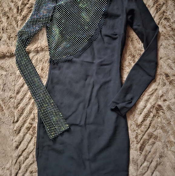 Fashion nova dress and shoe bundle - Picture 4 of 10